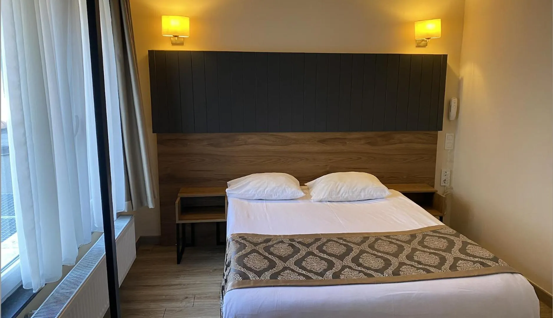 Hotel Prestige Saint-Josse-ten-Noode